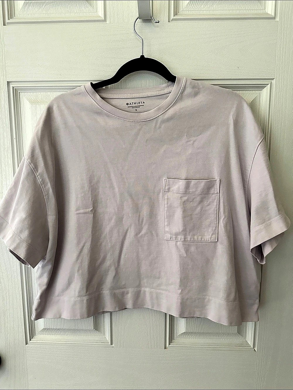 Athleta Cropped Pocket Tee in light violet Size Small
